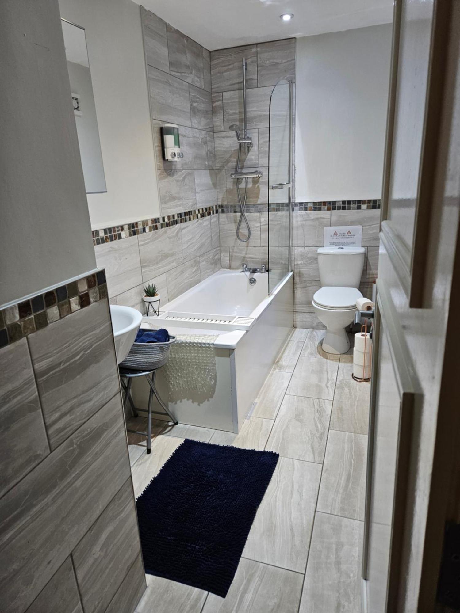 Ferienwohnung Atlantic Views Middle Floor Portrush Exterior foto
